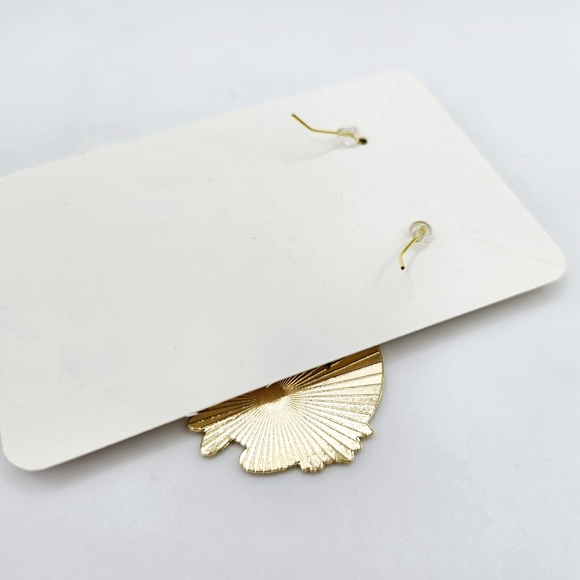 Crescent Moon White Cat Floral Kitty Dangle Earrings French Hooks New - Picture 2 of 2